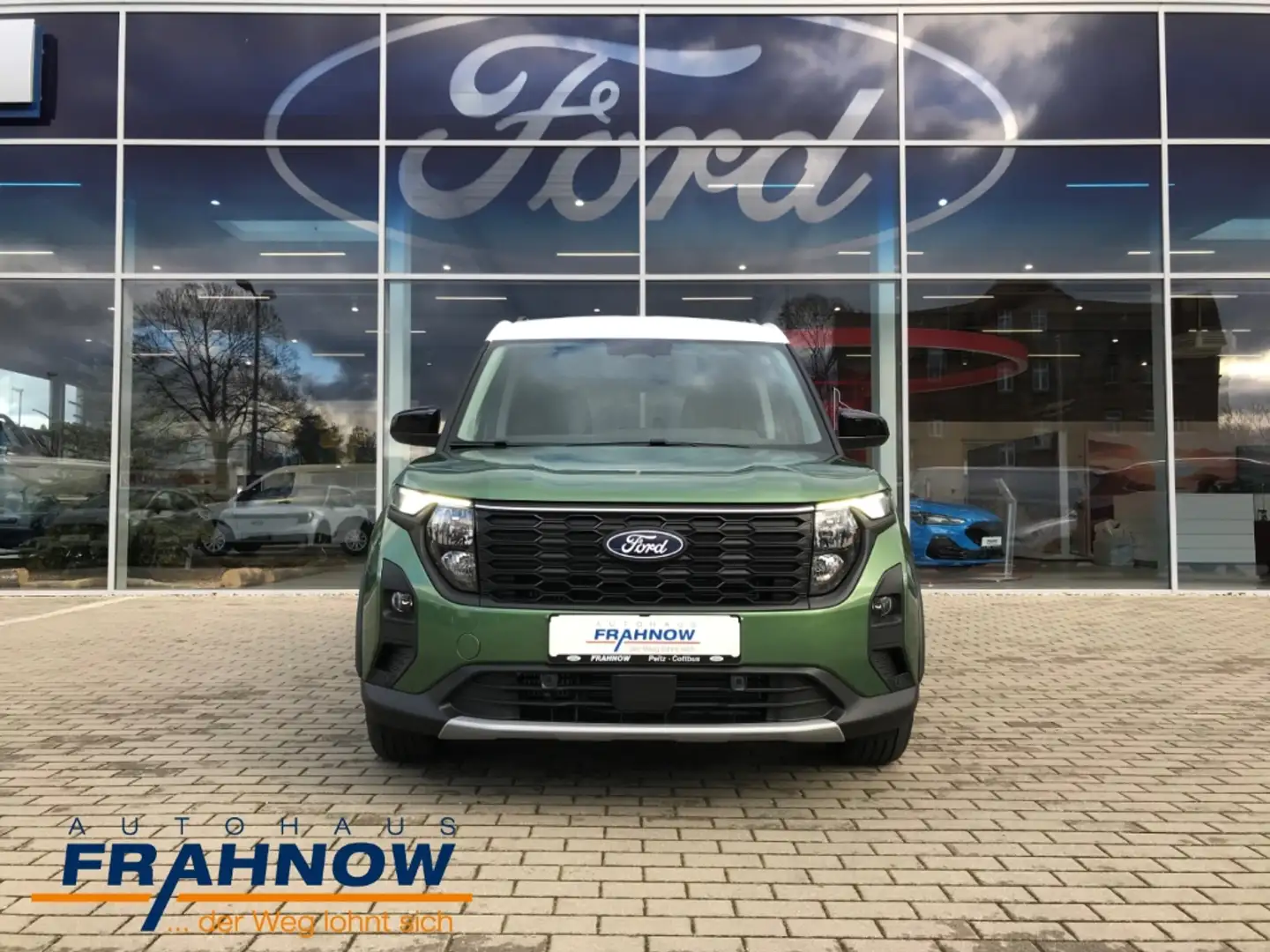 Ford Tourneo Courier 1.0 EcoBoost Active NAVI ACC SHZ Grün - 2