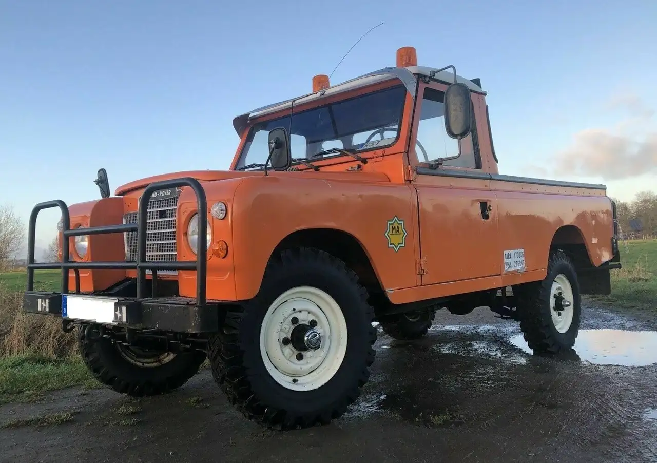 Land Rover Santana Serie III 109, foto 1