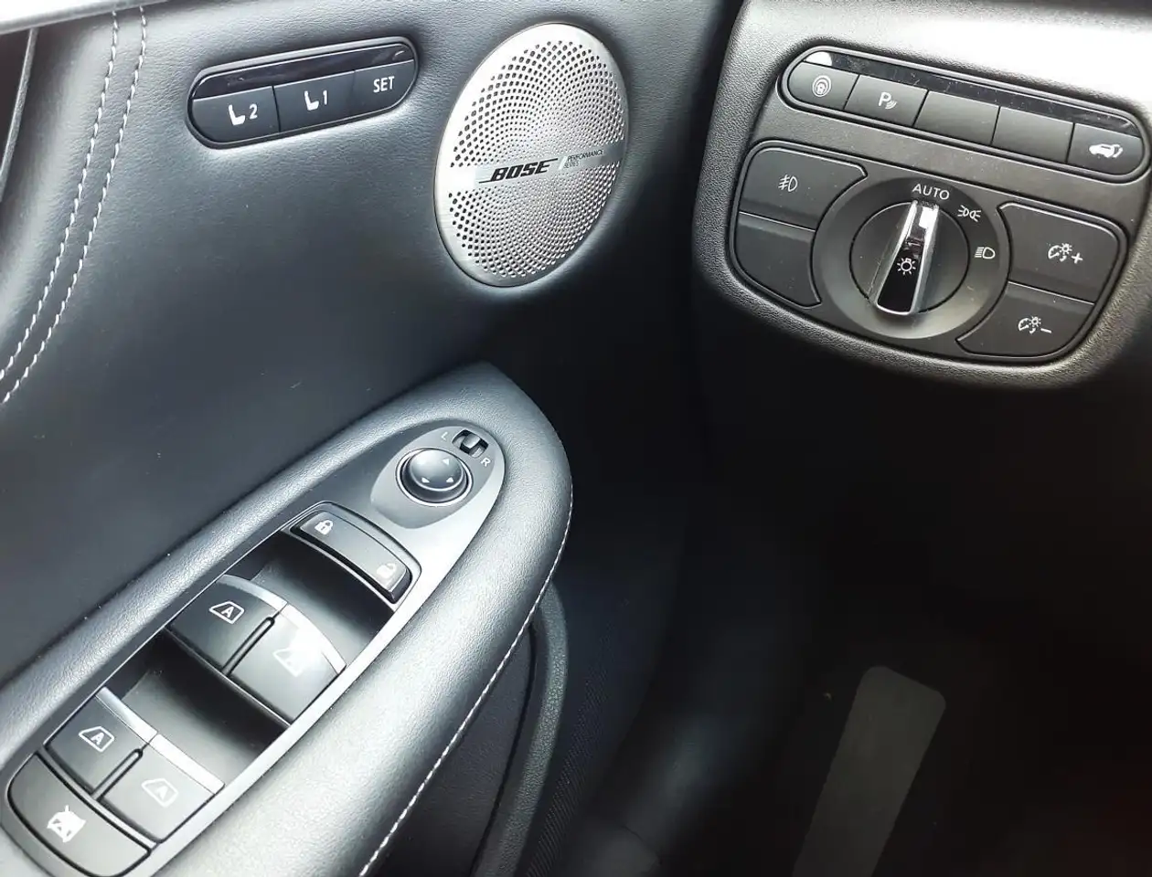 Infiniti QX55 снимка Infiniti QX55