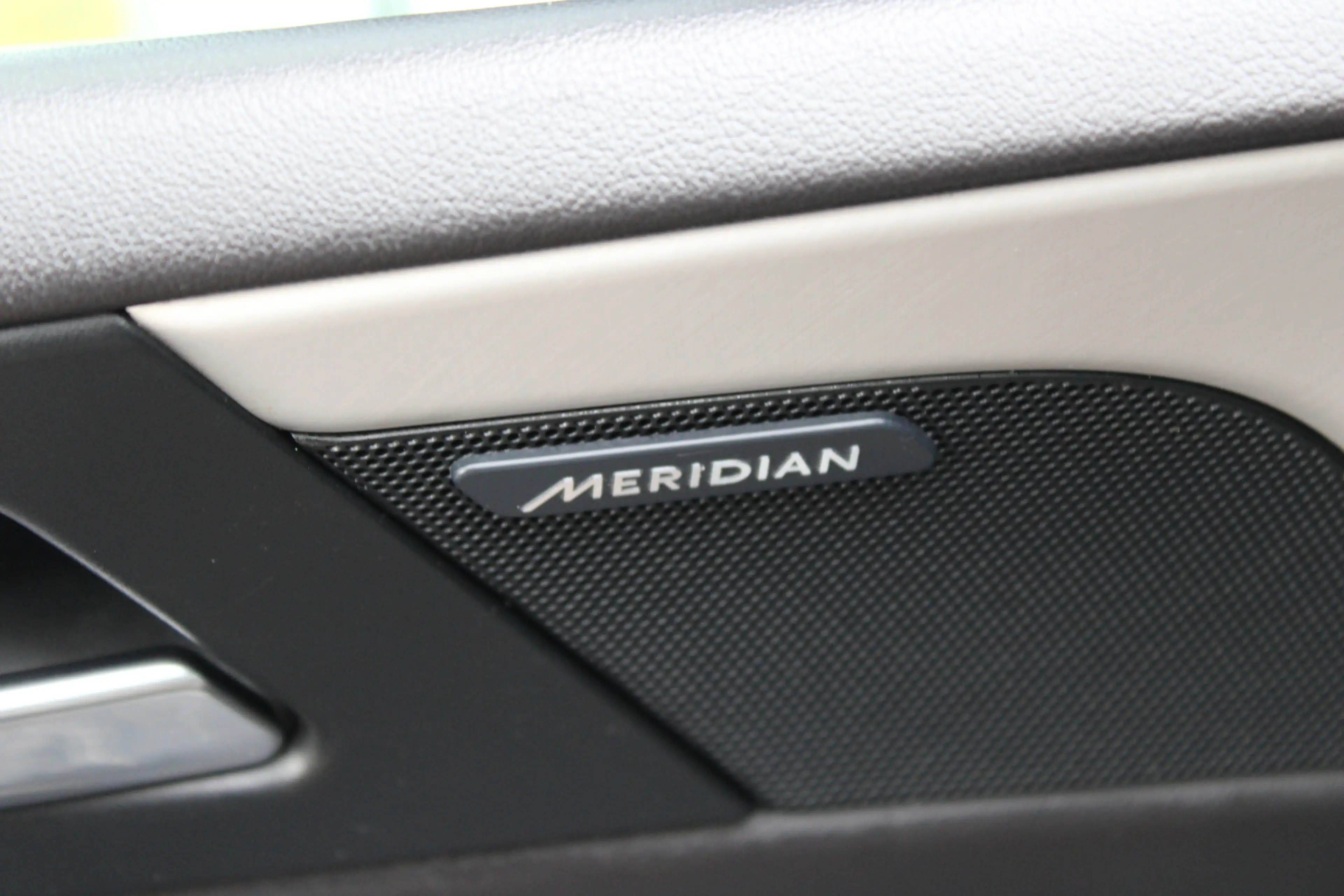 Jaguar XE 2.0 Portfolio//Navi//Camera//Automaat!! — photo 7
