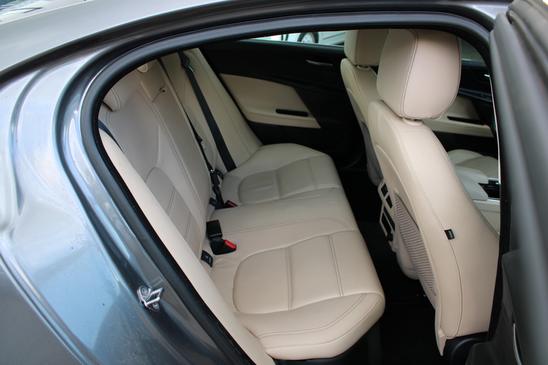 Jaguar XE 2.0 Portfolio//Navi//Camera//Automaat!! — photo 25