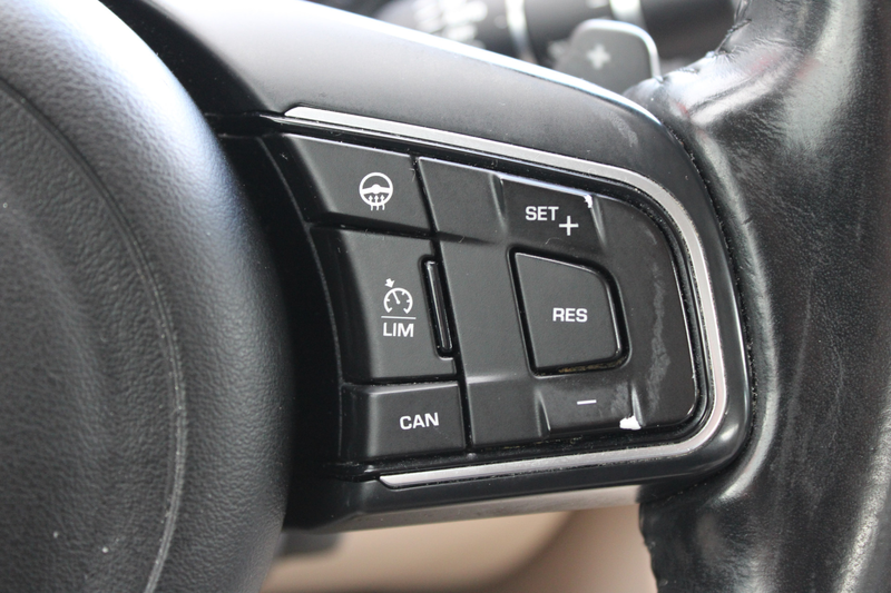 Jaguar XE 2.0 Portfolio//Navi//Camera//Automaat!! — photo 11