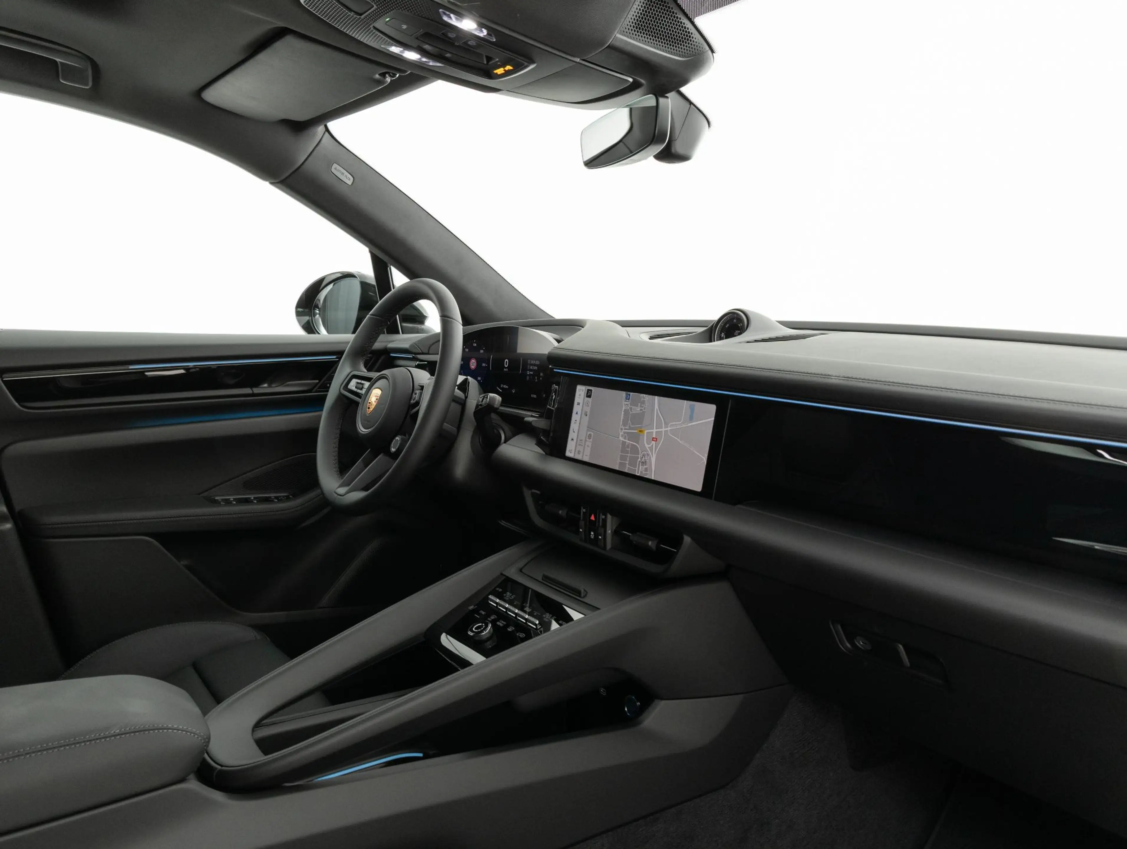 Porsche Macan 4 — photo 7