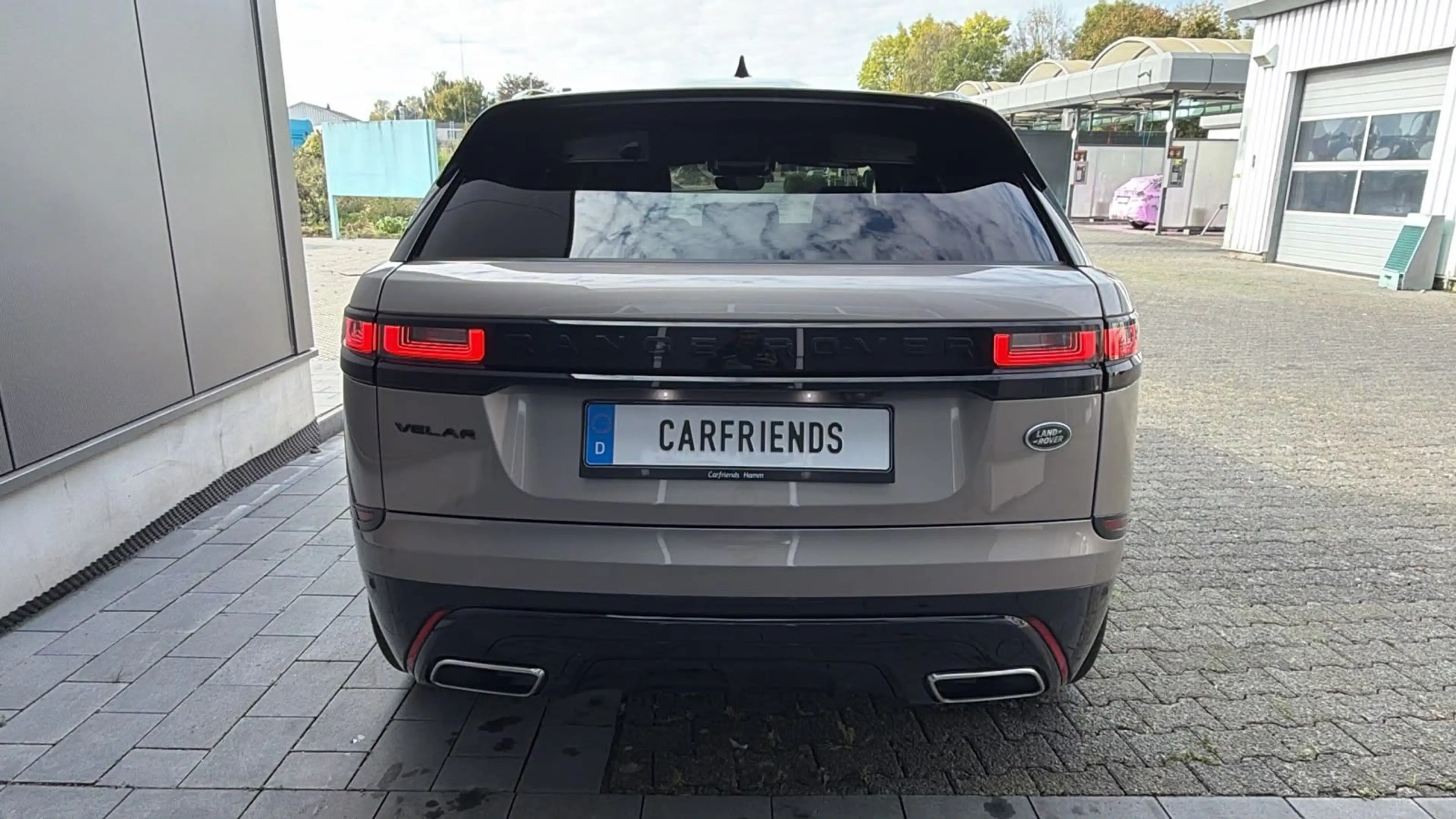 Land Rover Range Rover Velar R-Dynamic SE — photo 6
