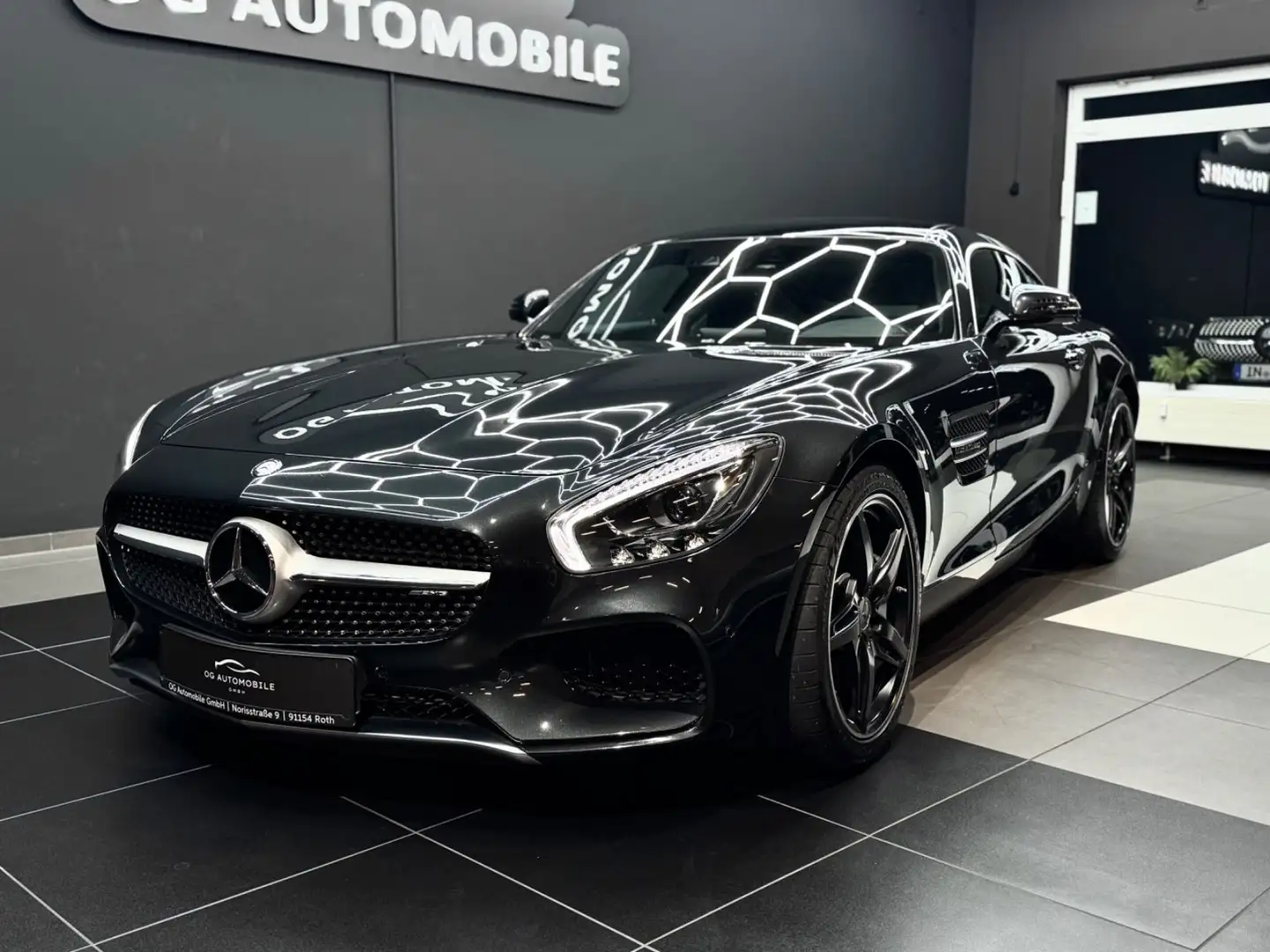 Mercedes-Benz AMG GT Coupe*BURMESTER*PANO*CAM*1.HAND*MEMORY Noir - 1