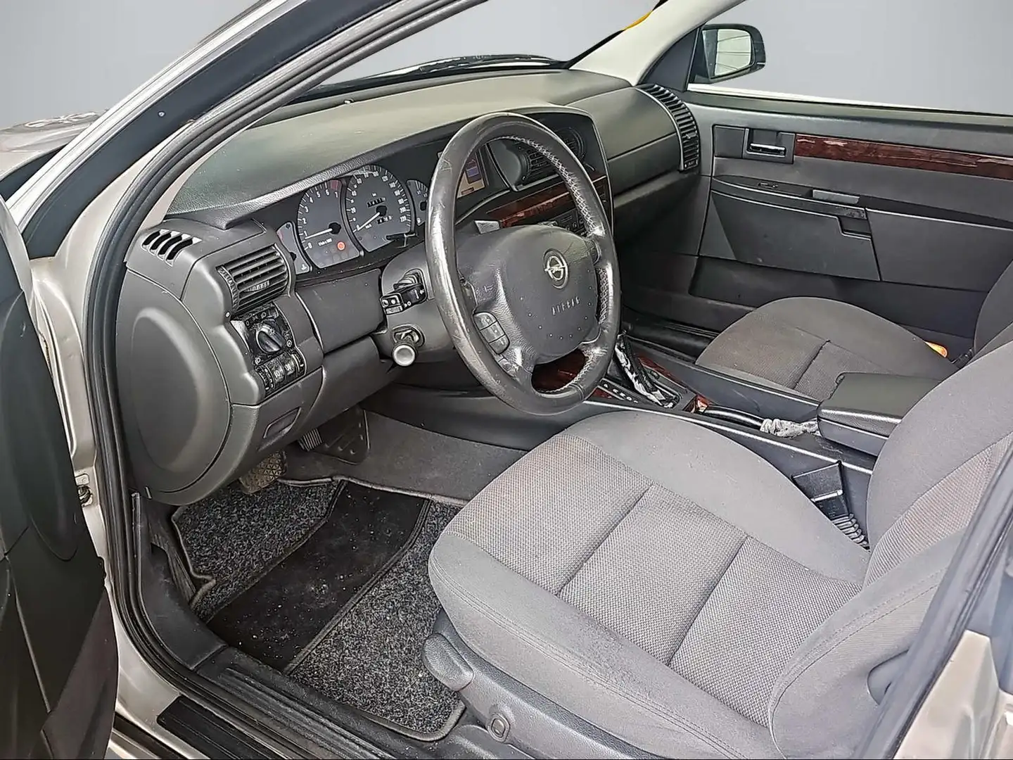 Opel Omega Selection Lim. 2.2 16V KAT LA9/Automatik/Klima Silber - 2