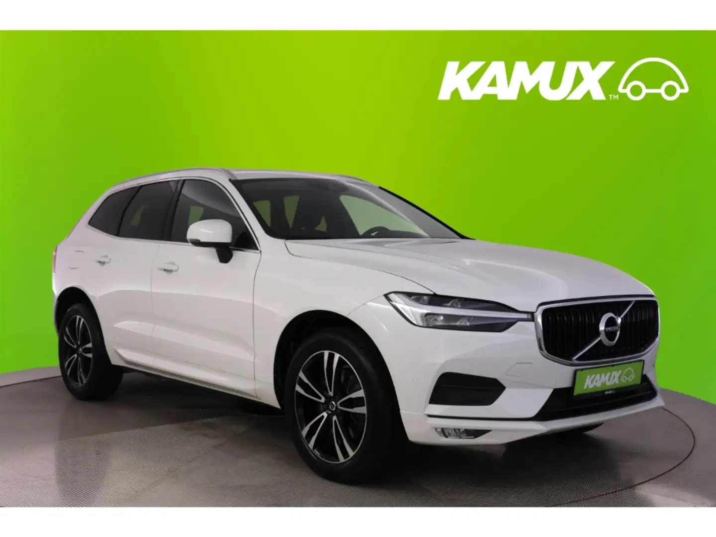 Volvo XC60 B4 Geartronic MomentumPro+LED+NAVI+AHK+PANO Blanco - 1