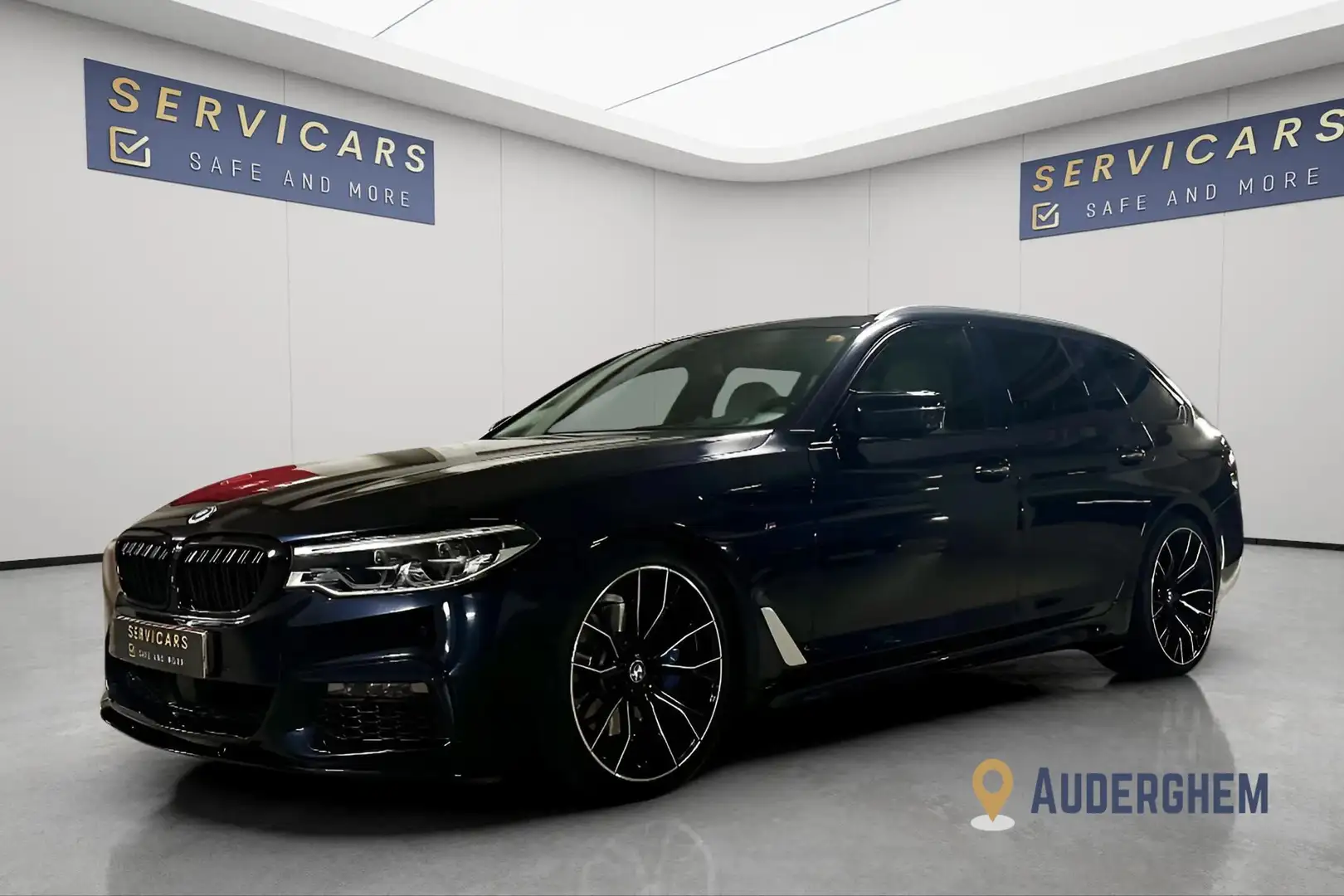 BMW 530 Touring dAS AdBlue/PACKM/HARMANKARDON/GAR12MOIS Noir - 1