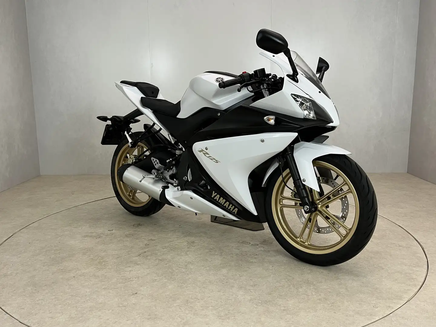 Yamaha YZF-R125 Alb - 2