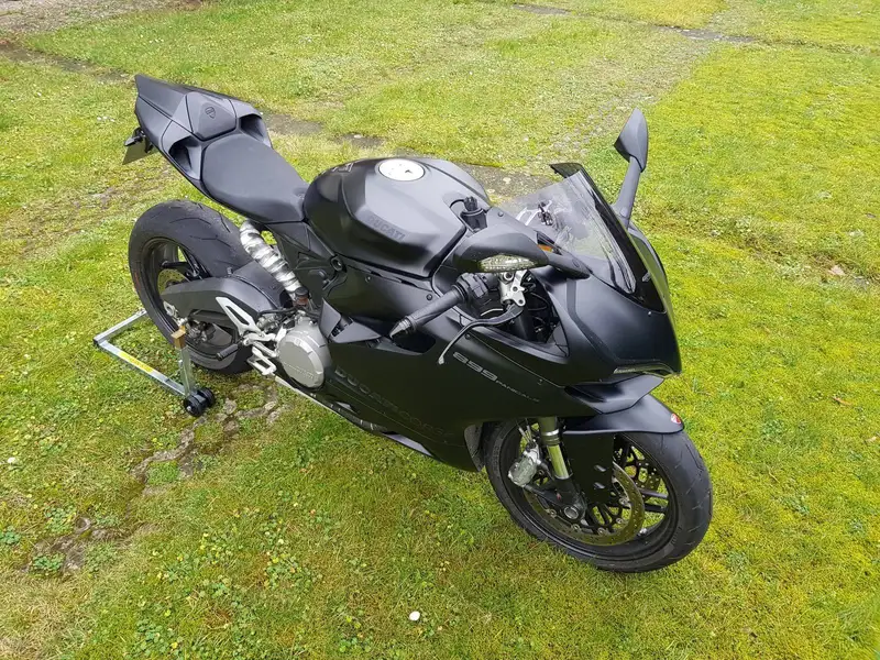 Ducati Panigale 899 - foto 6