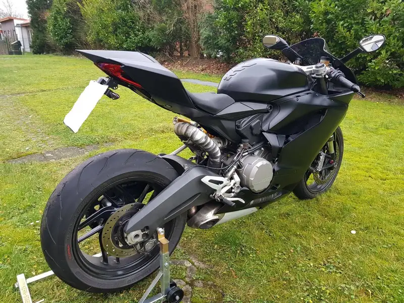 Ducati Panigale 899 - foto 8