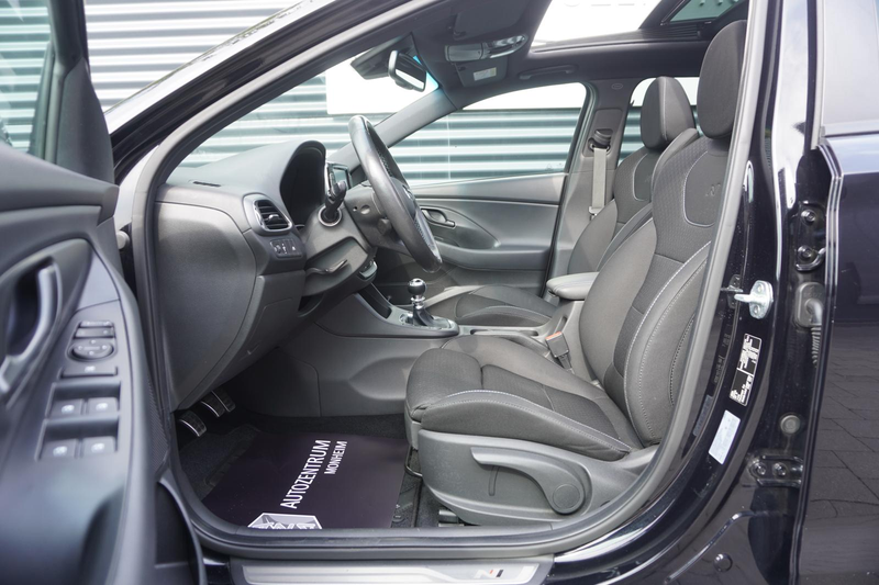 Hyundai i30 N PERFORMANCE|PANORAMA|KAMERA|APPLE|NAVI|LED — photo 12