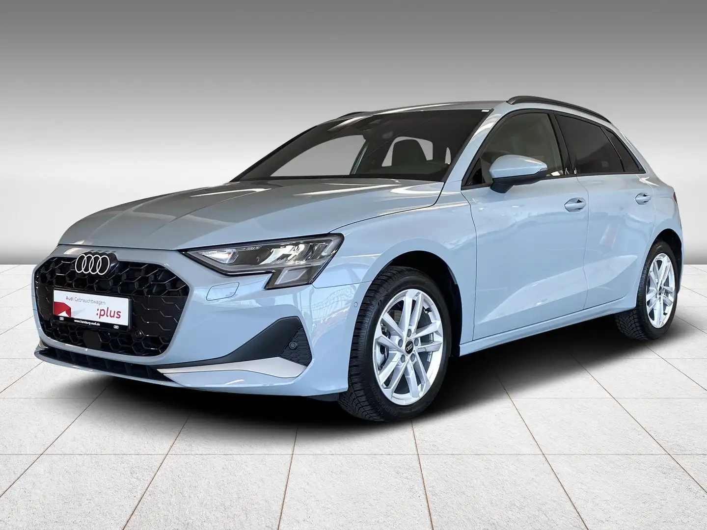 Audi A3 30 TFSI S tronic S Line AHK Nav ACC Gris - 2