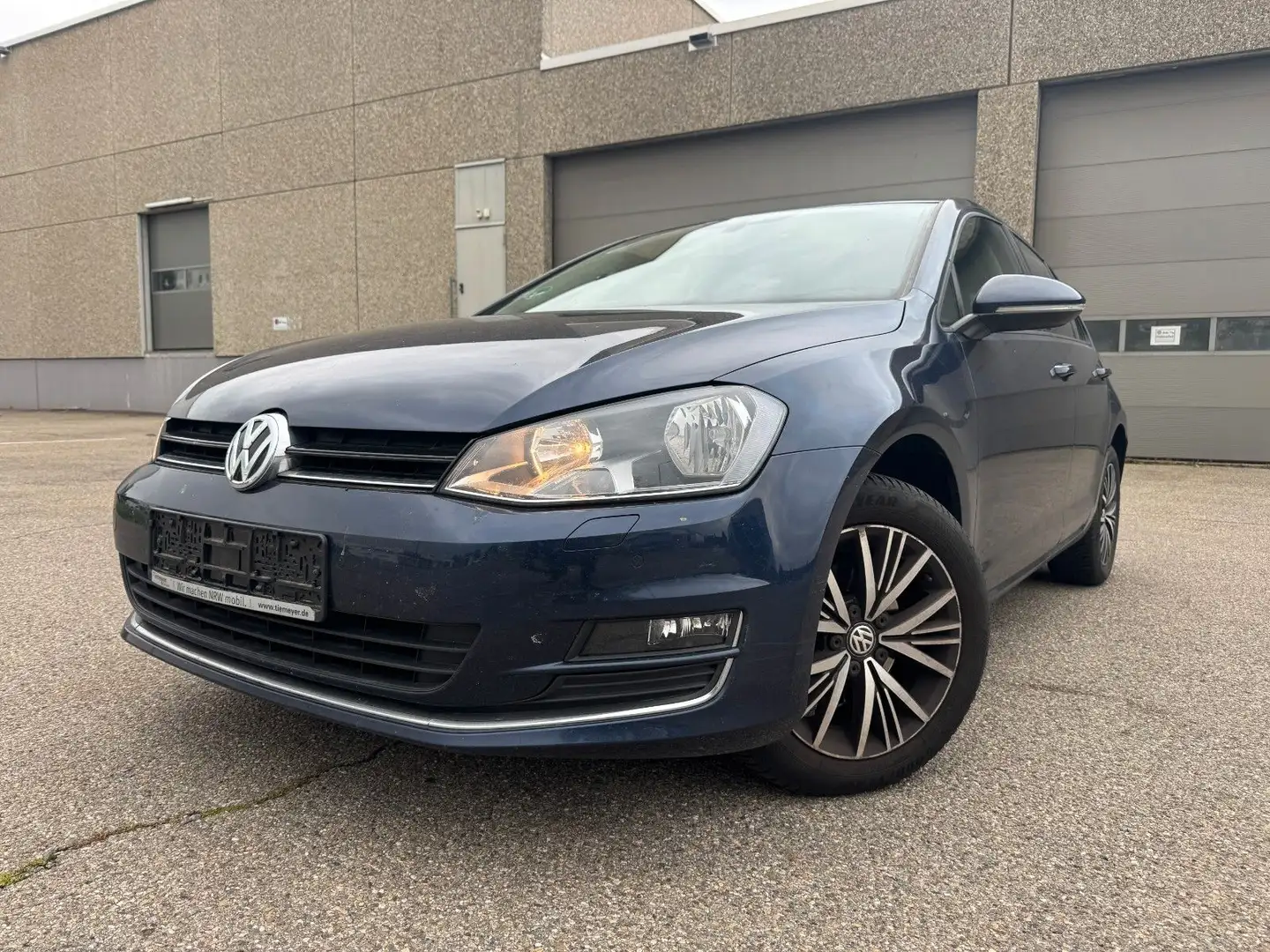 Volkswagen Golf VII Lim. Allstar BMT, Alu,Sitzheizung,e.fen Blau - 2