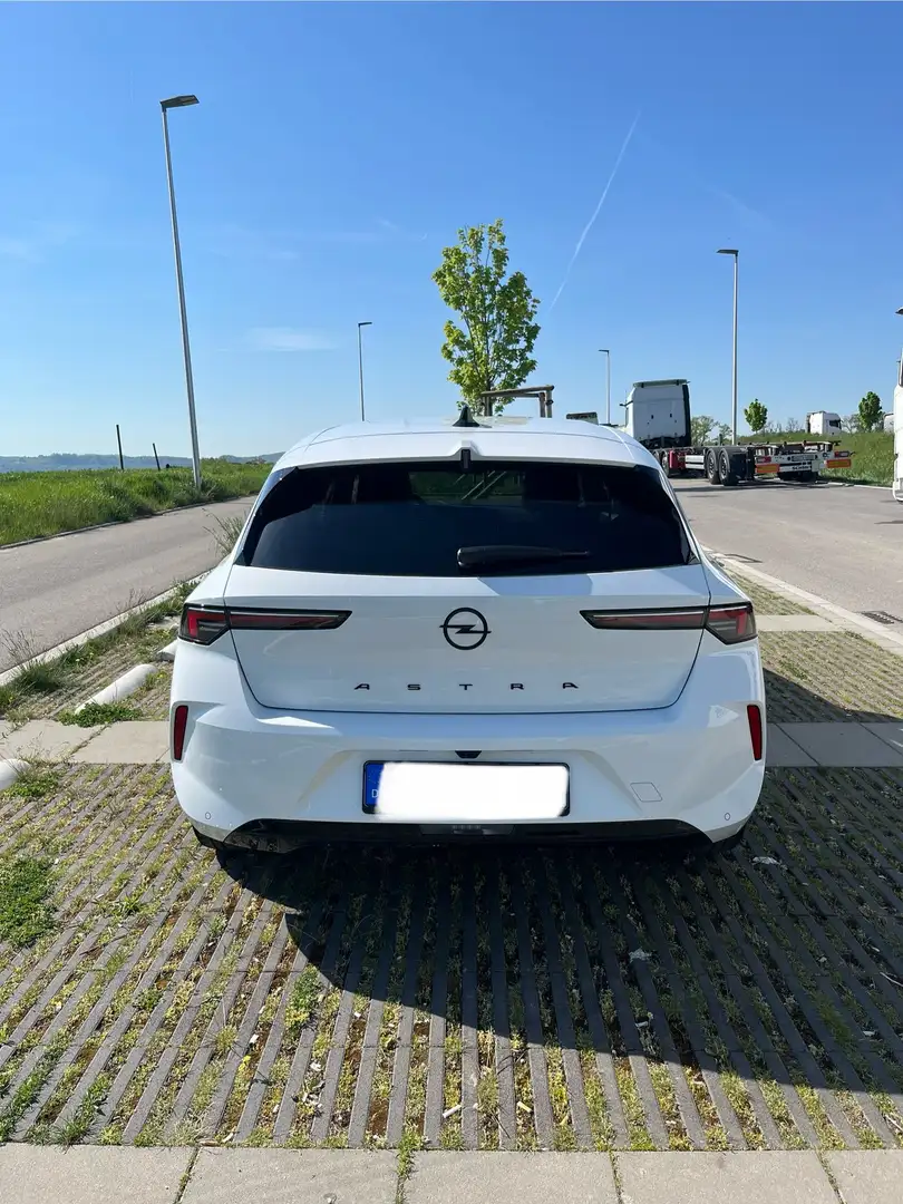 Opel Astra 1.2 Turbo Ultimate,Drive Assist,Smartphone-Connect Weiß - 2