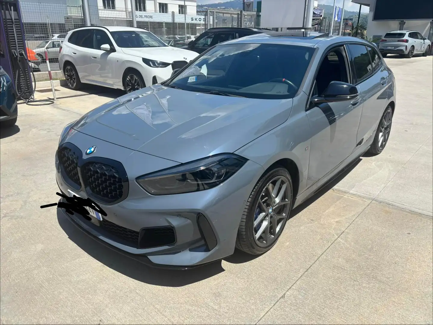 BMW M1 M1 - M135i - xdrive - F40 Grau - 1