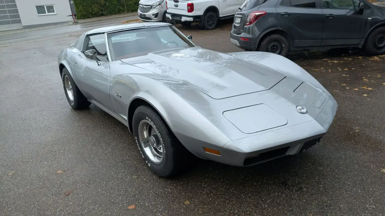 Corvette C3 Stingray, foto 1
