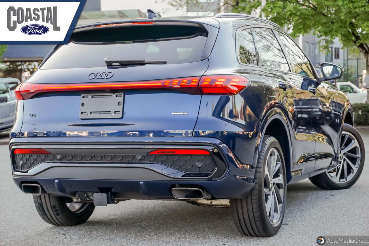 2025 Audi Q5 TECHNIK Technik | S-Line | 2.0L | Moonroof | Venti — снимка 1