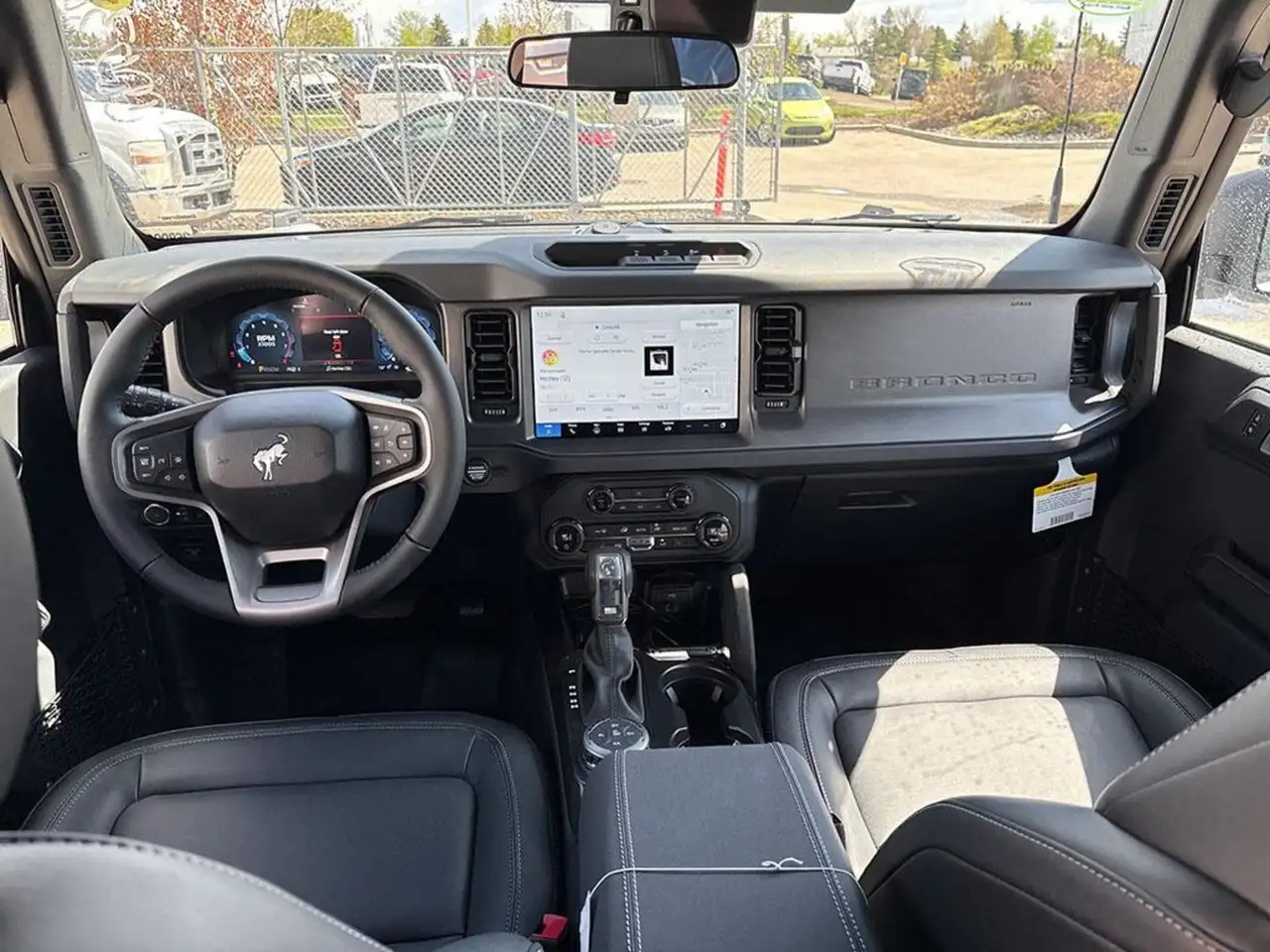 Ford Bronco снимка Ford Bronco