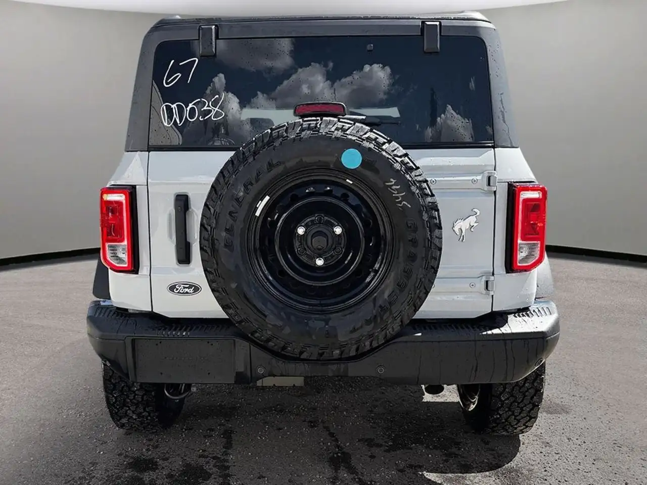 Ford Bronco снимка Ford Bronco