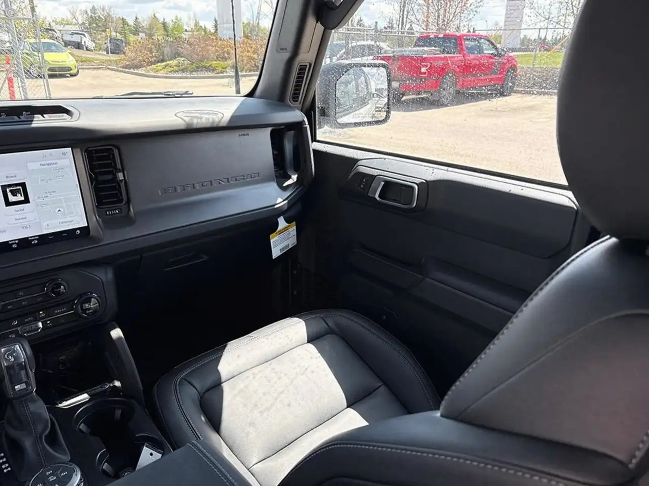 Ford Bronco снимка Ford Bronco