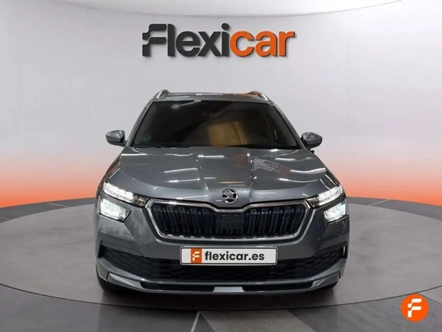 Skoda Kamiq 1.0 TSI Active 81kW Gris - 2