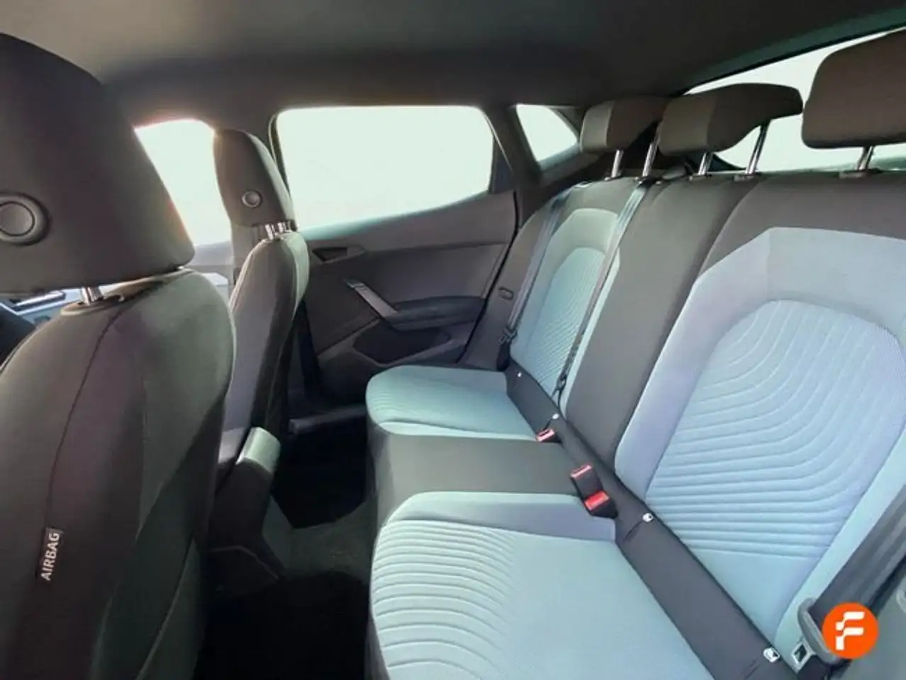 SEAT Ibiza 1.0 TSI 85kW (115CV) Special Edition — Galerie du véhicule 17