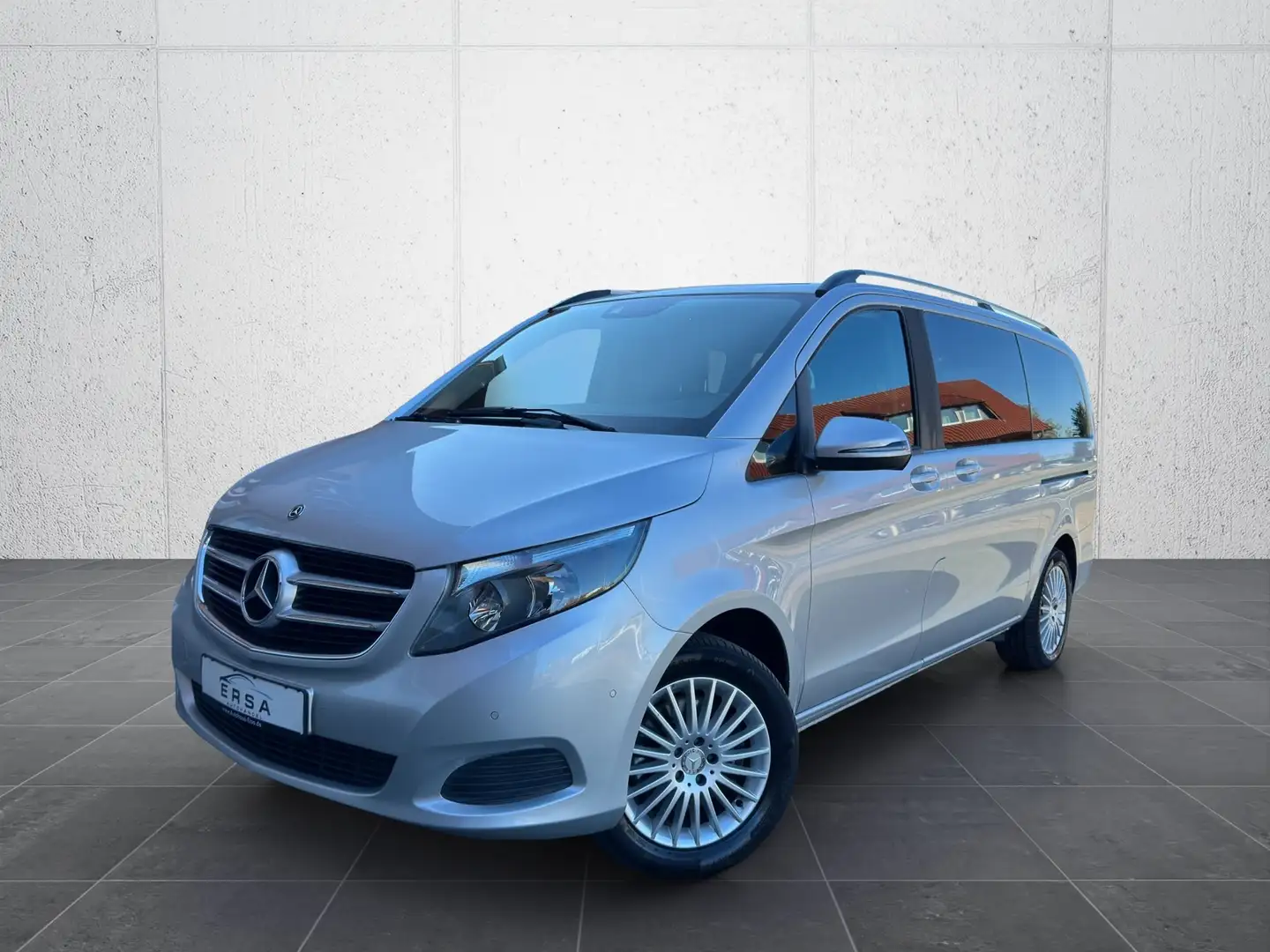 Mercedes-Benz V 250 d EDITION 4MATIC lang*AHK*Totwinkel*Spurhalte Silber - 1