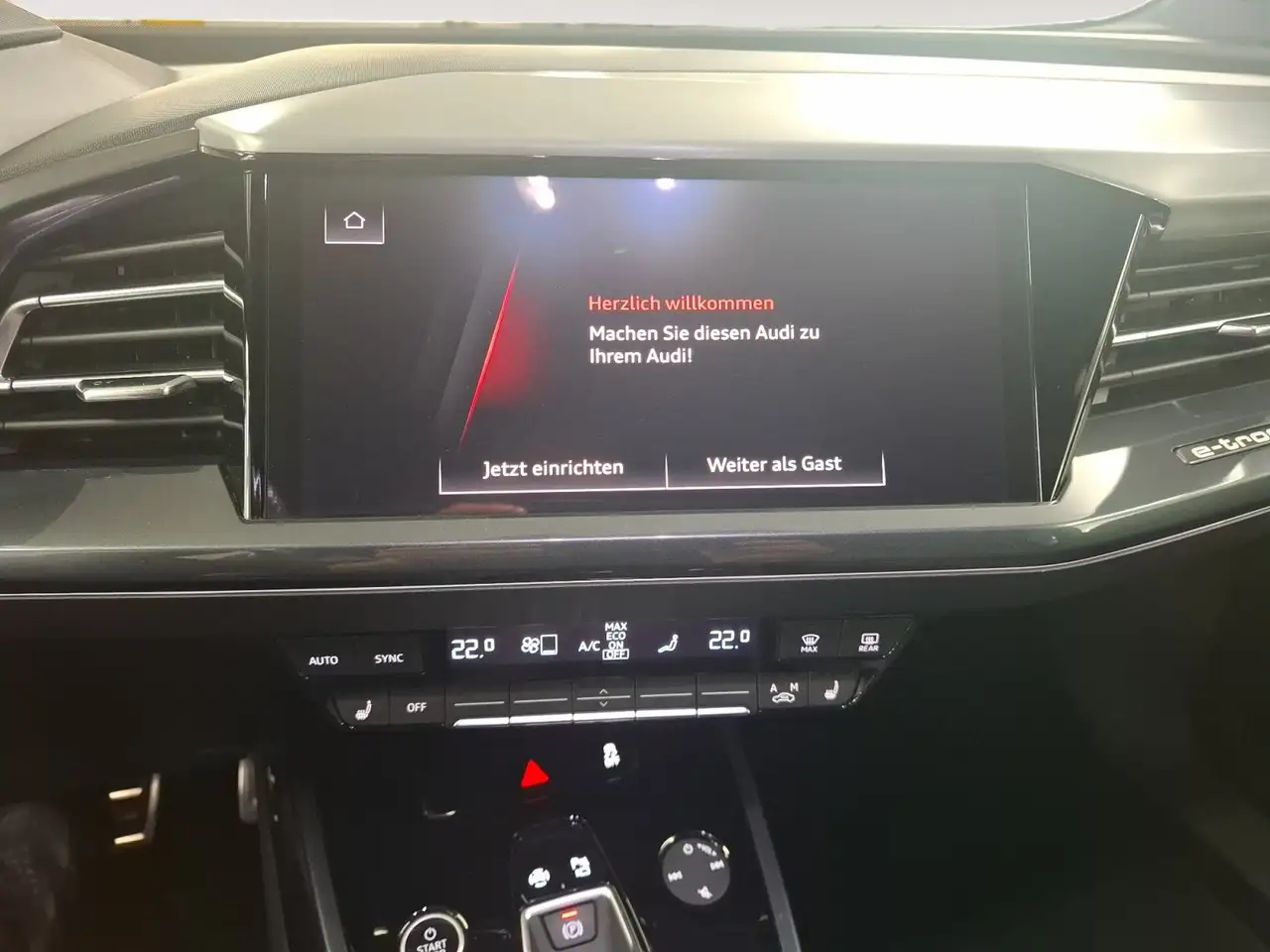 Audi Q4 40 S-Line AHK Matrix Sonos RFK ACC, миниатюра 13
