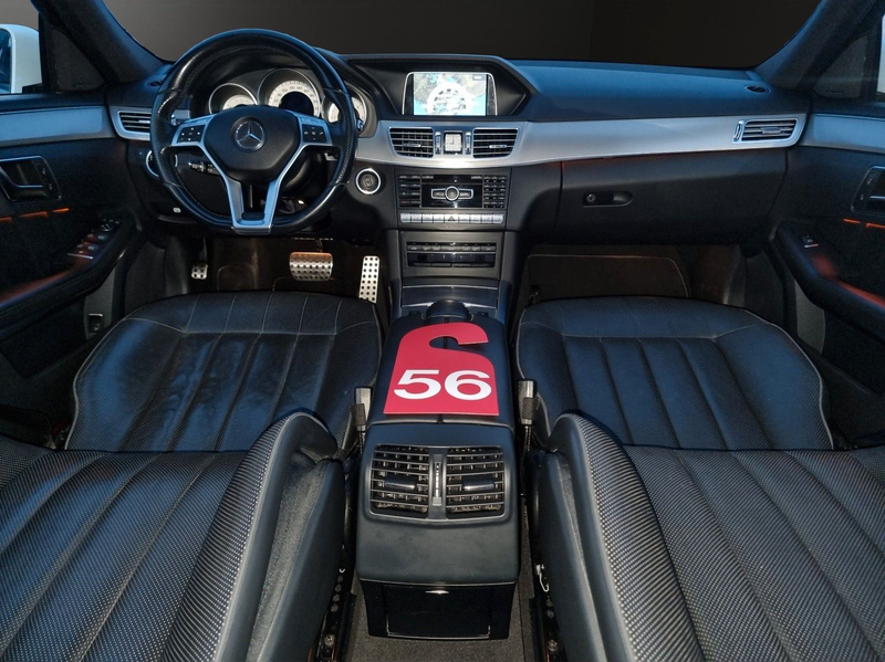 Mercedes-Benz E 350 BlueTEC AVANTGARDE+AMG+LED+Navi+AHK — photo 10