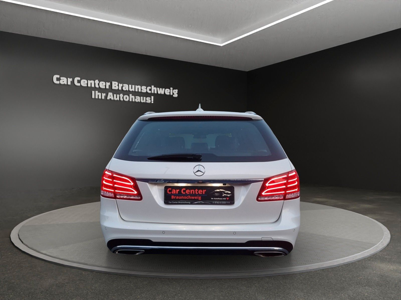 Mercedes-Benz E 350 BlueTEC AVANTGARDE+AMG+LED+Navi+AHK — photo 7