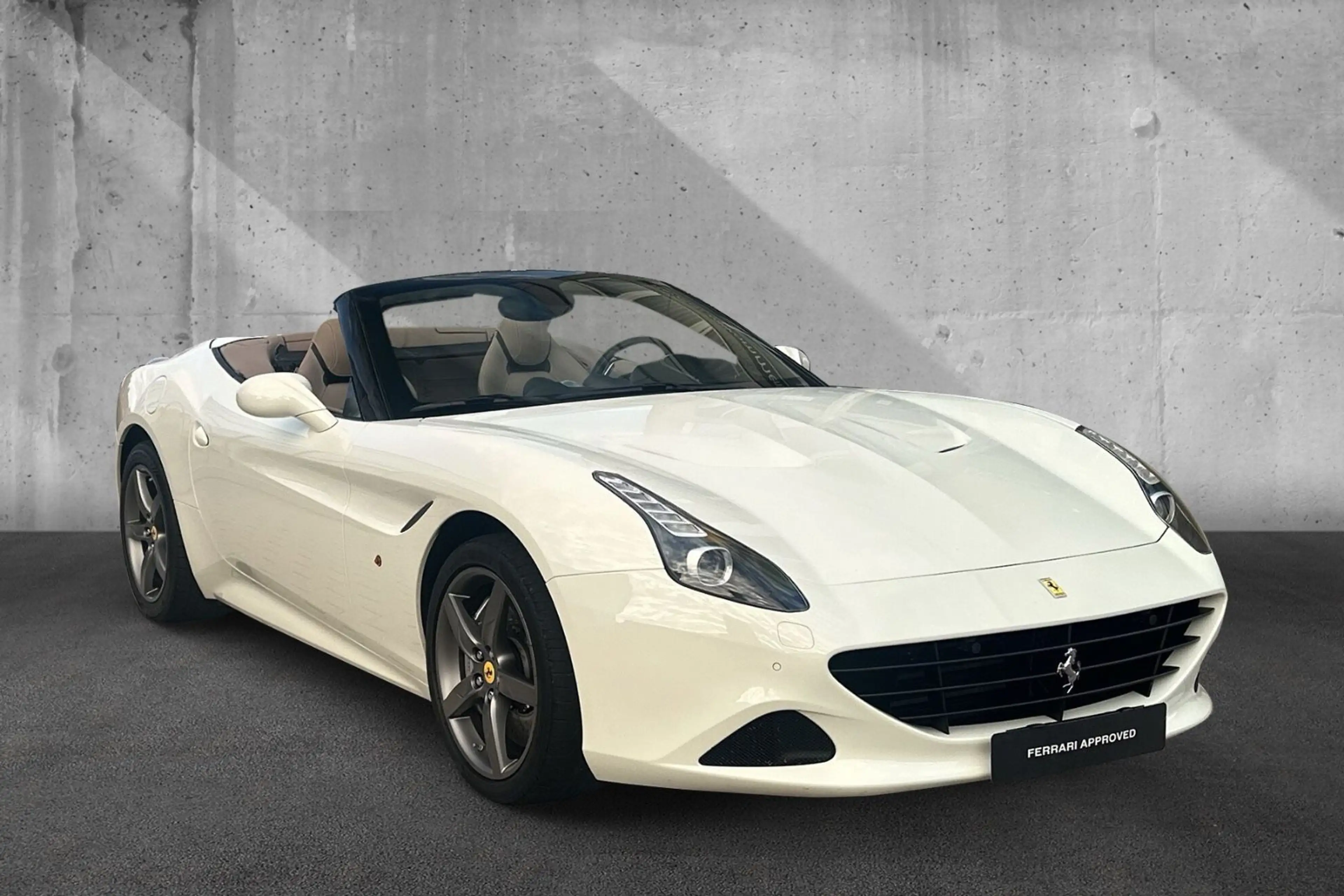 Ferrari California T*BiColor*Dt Auto*Diamond Stitching — photo 11