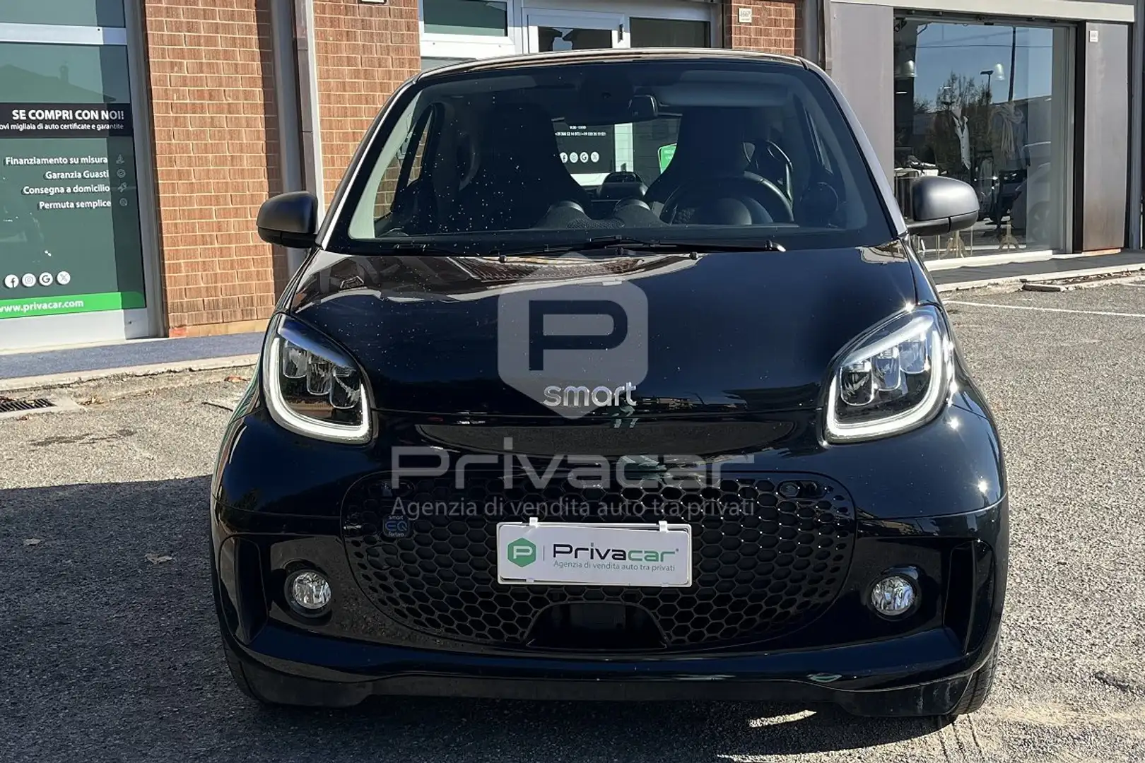 smart forTwo fortwo EQ Passion Zwart - 2