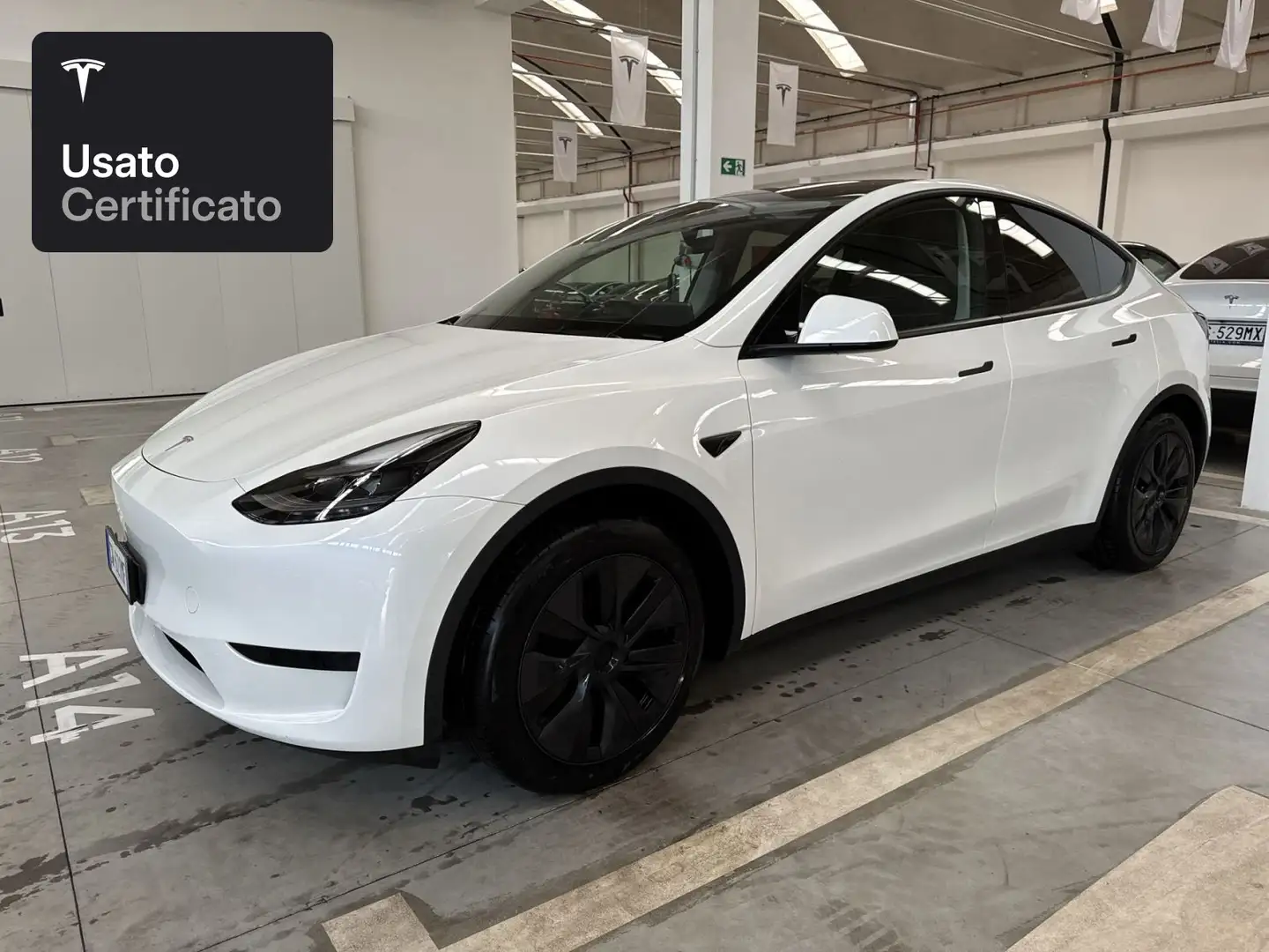 Tesla Model Y Rear-Wheel Drive Blanc - 2