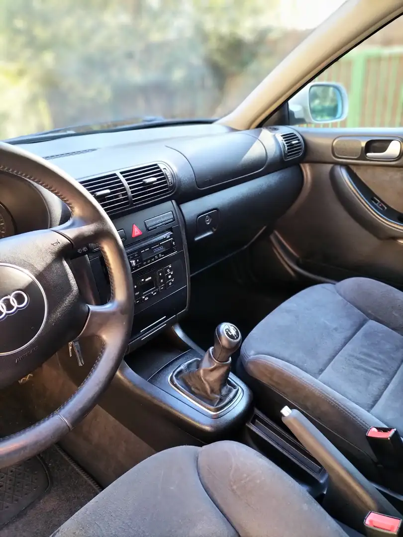 Audi A3 A3 1.6 Ambition Ambition Silver - 2