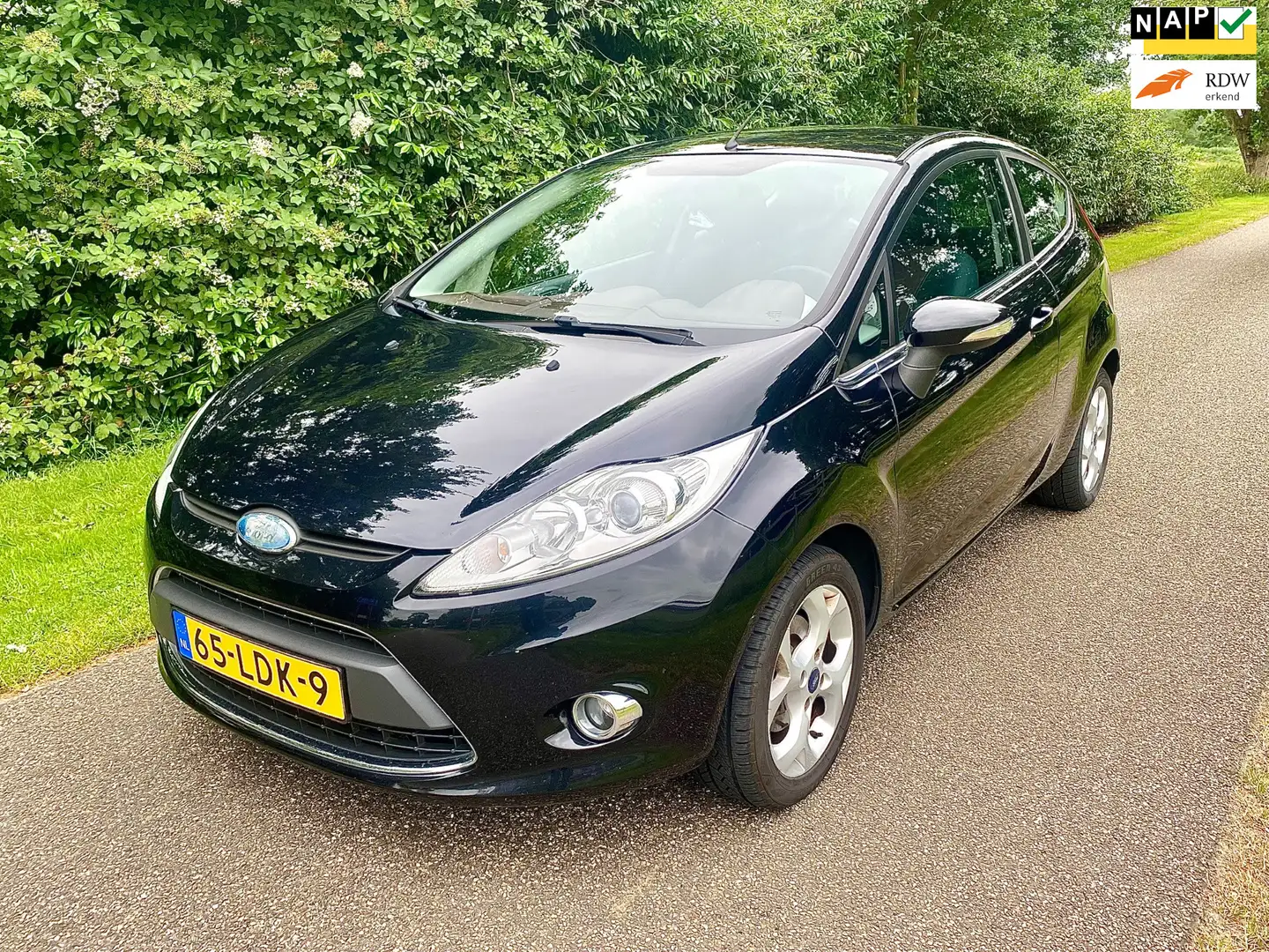 Ford Fiesta 1.25 Titanium Edition (Airco) N.A.P Noir - 1