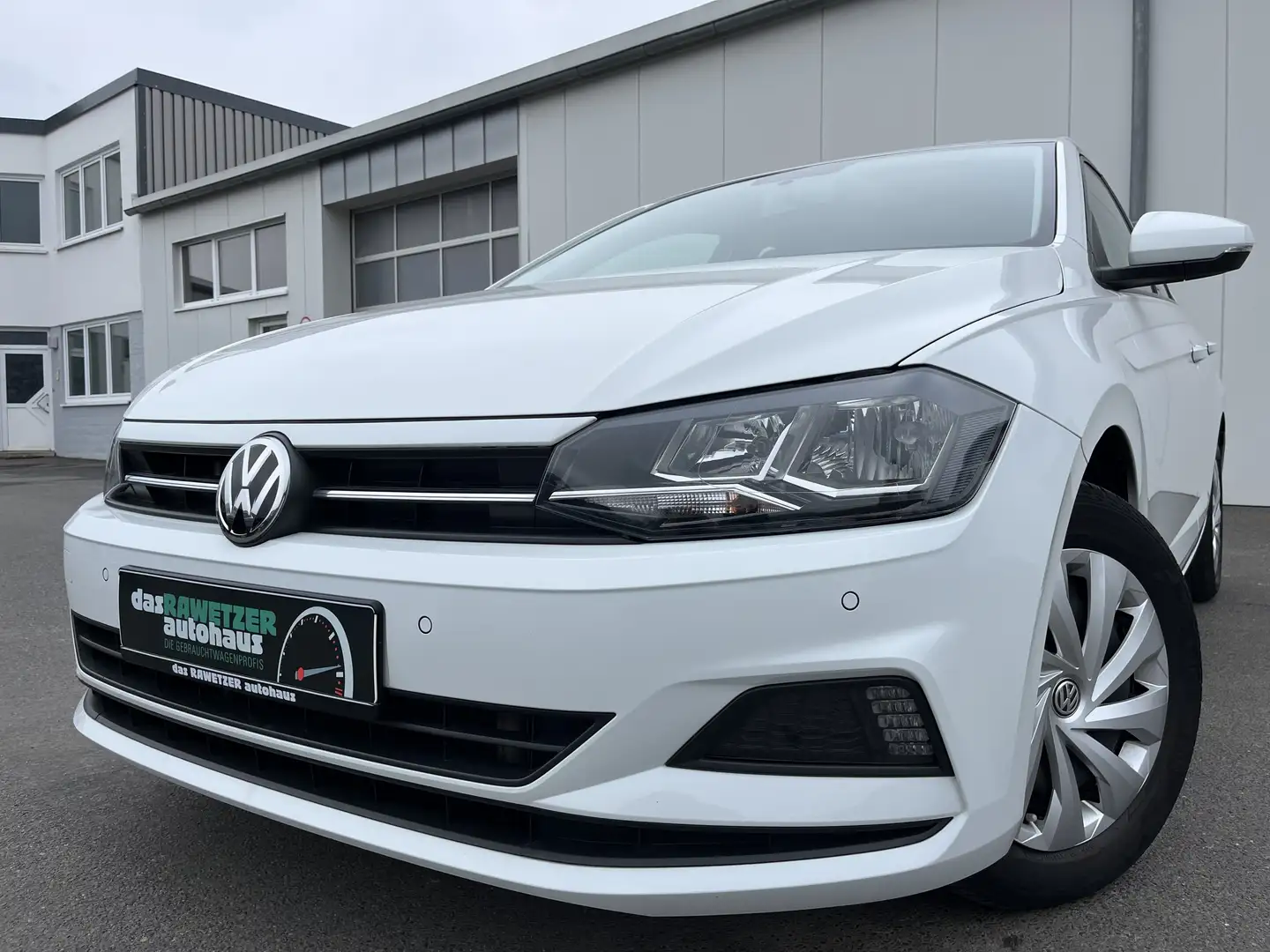 Volkswagen Polo 1.6 TDI Comfortline 100€ m. 20% Anzahlung PDC SH Weiß - 1