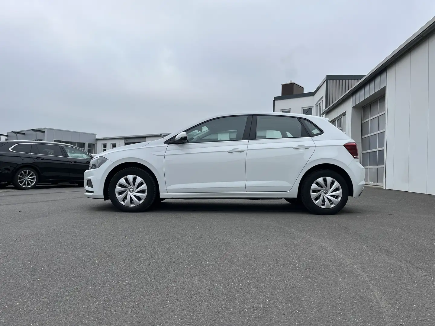 Volkswagen Polo 1.6 TDI Comfortline 100€ m. 20% Anzahlung PDC SH Weiß - 2