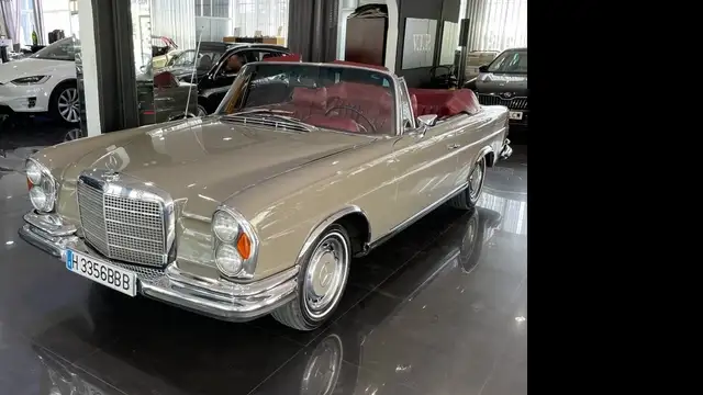 Mercedes-Benz MERCEDES-BENZ 280 SE Cabrio (111) Descapotable  Ma