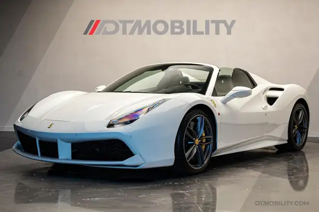 Ferrari 488 3.9 Spider HELE | Daytona Racing Seats | Passenger