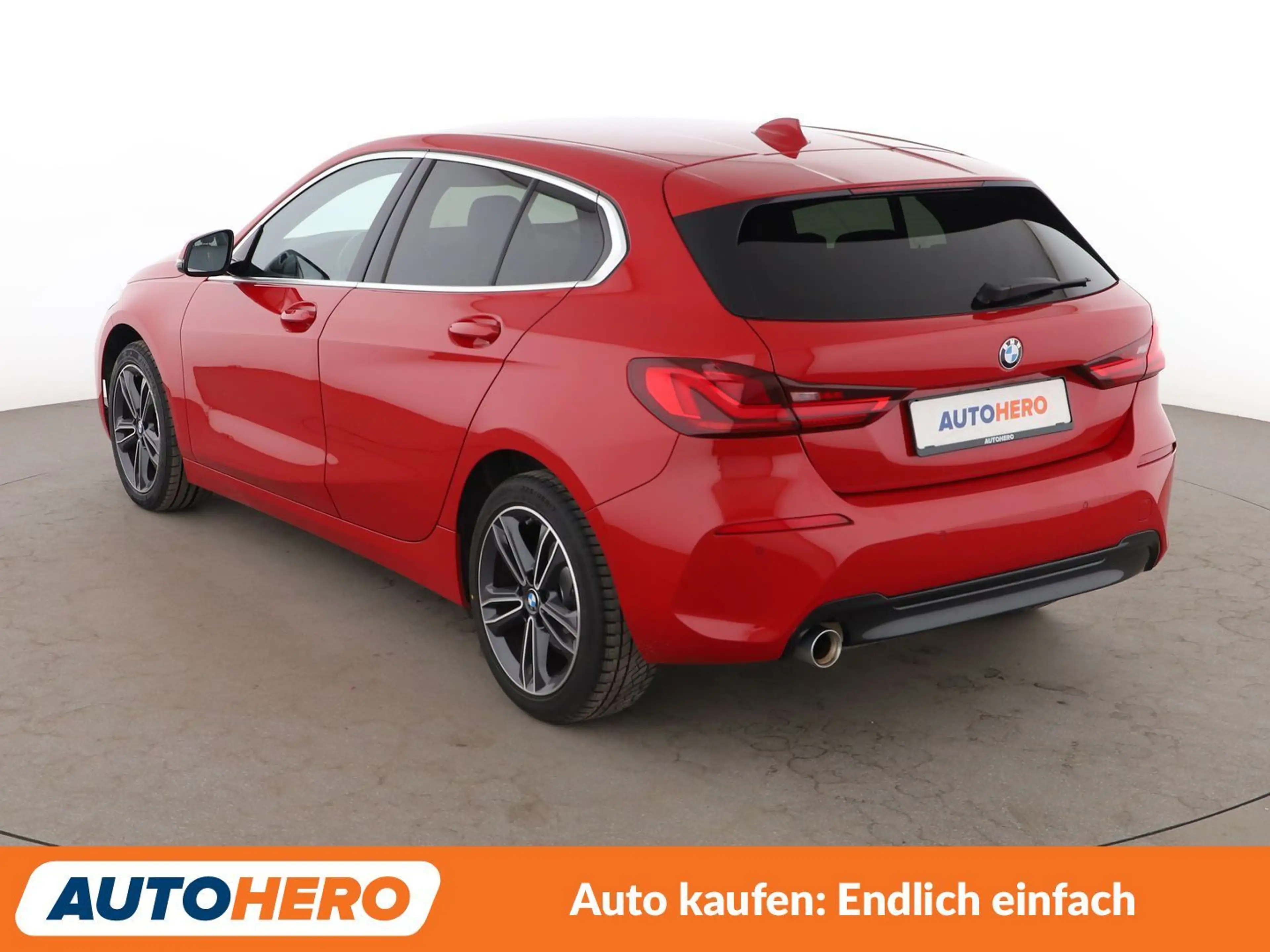 BMW 118 118i Sport Line Aut.*NAVI*LED*PDC*TEMPO*SHZ*LHZ* — photo 4