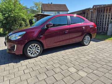 Attrage 1,2 MIVEC Intense CVT Intense