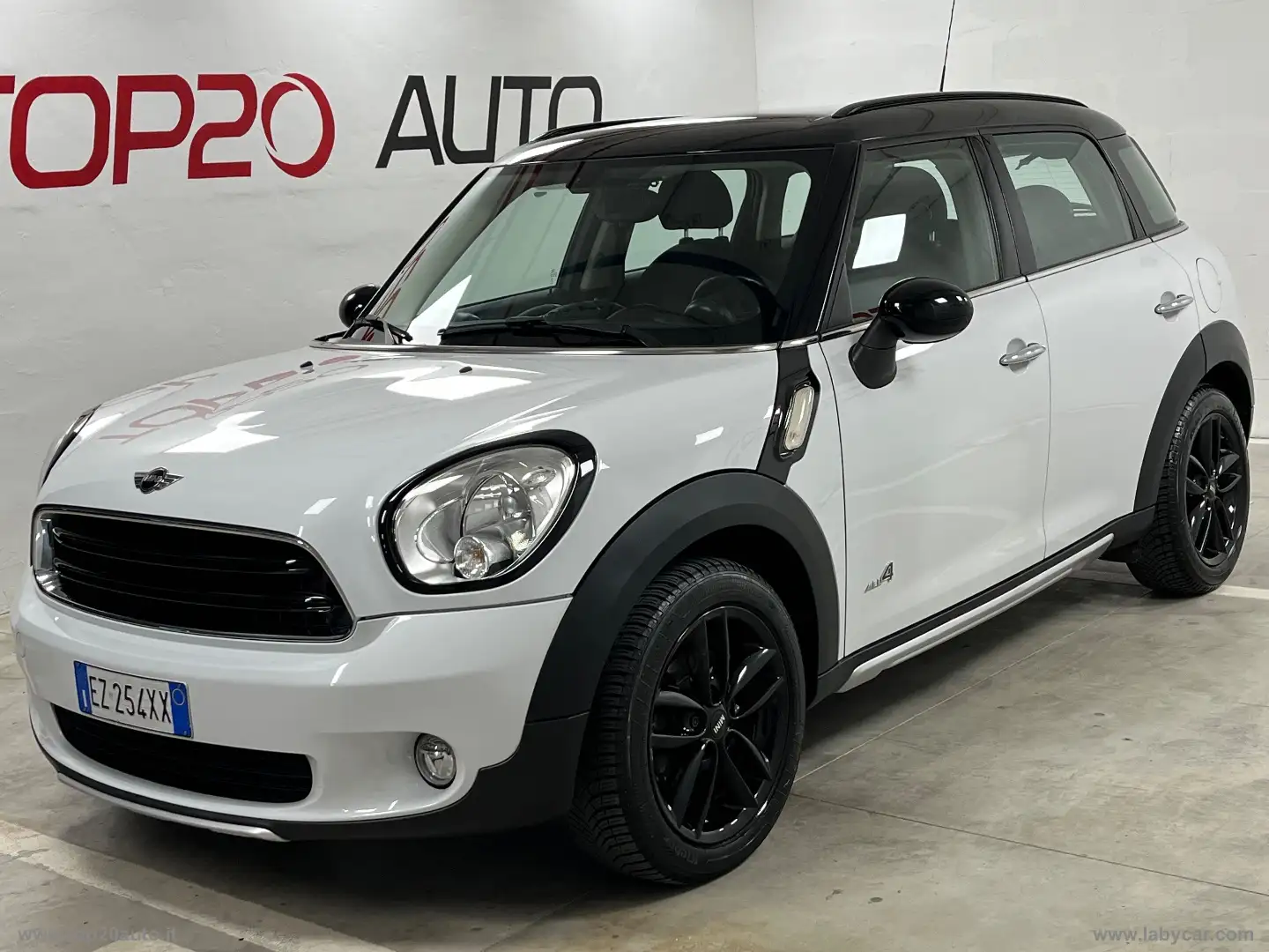 MINI Cooper D Countryman ALL4|IMPECCABILE|ALLESTIMENTO BLACK&WHITE|4X4 Bianco - 1