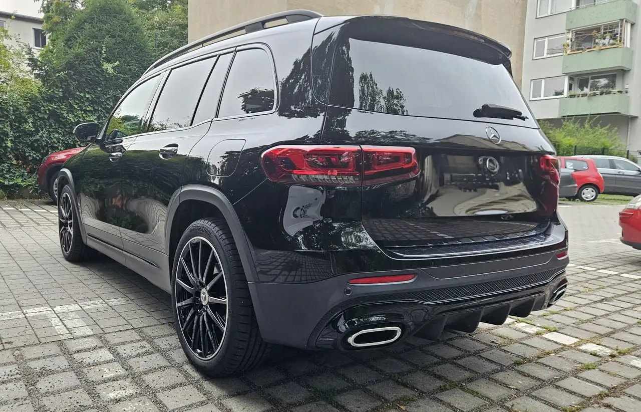 Mercedes-Benz GLB 200