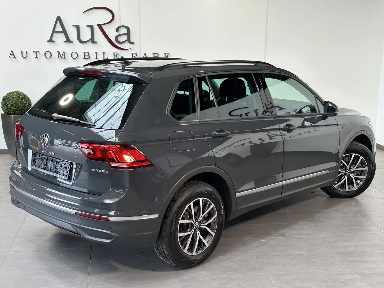 Volkswagen Tiguan 1.4 eHybrid DSG Life NAV+LED+AHK+ACC+1HD 5