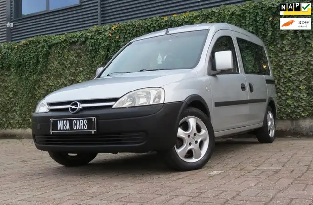Opel Combo Tour Airco 1.6-16V Essentia Airco NW APK Trekhaak
