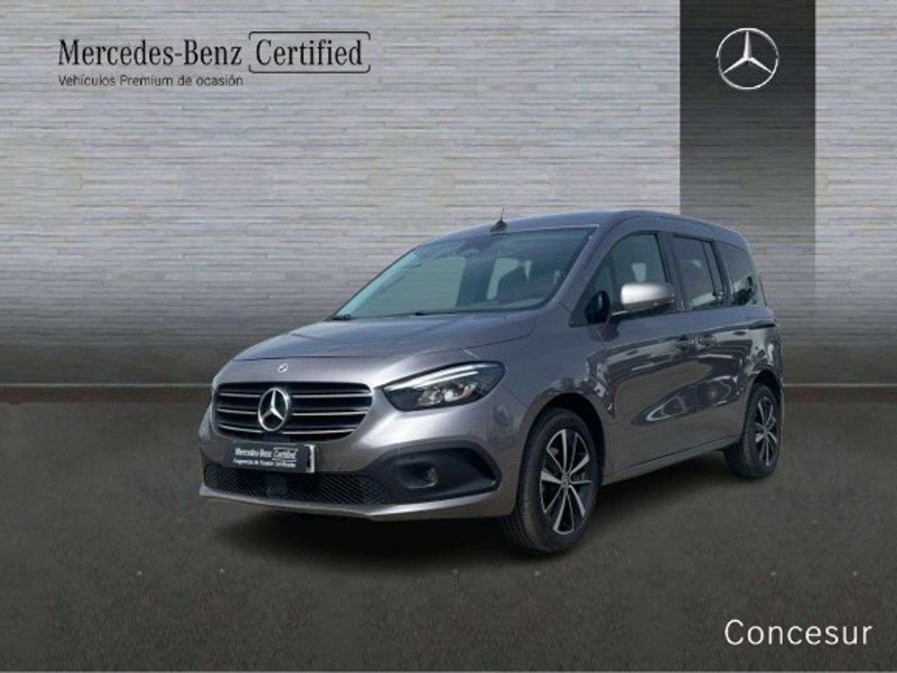 Mercedes-Benz 180 d - foto 1