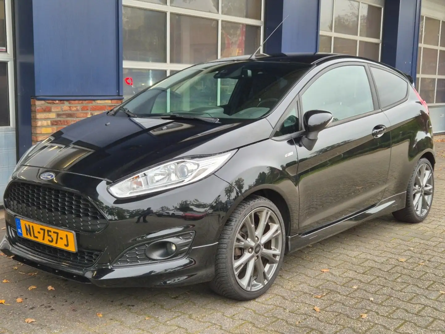 Ford Fiesta 1.0 ECOB. ST LINE 1E Eigenaar Trekhaak 125 PK ALL Noir - 1