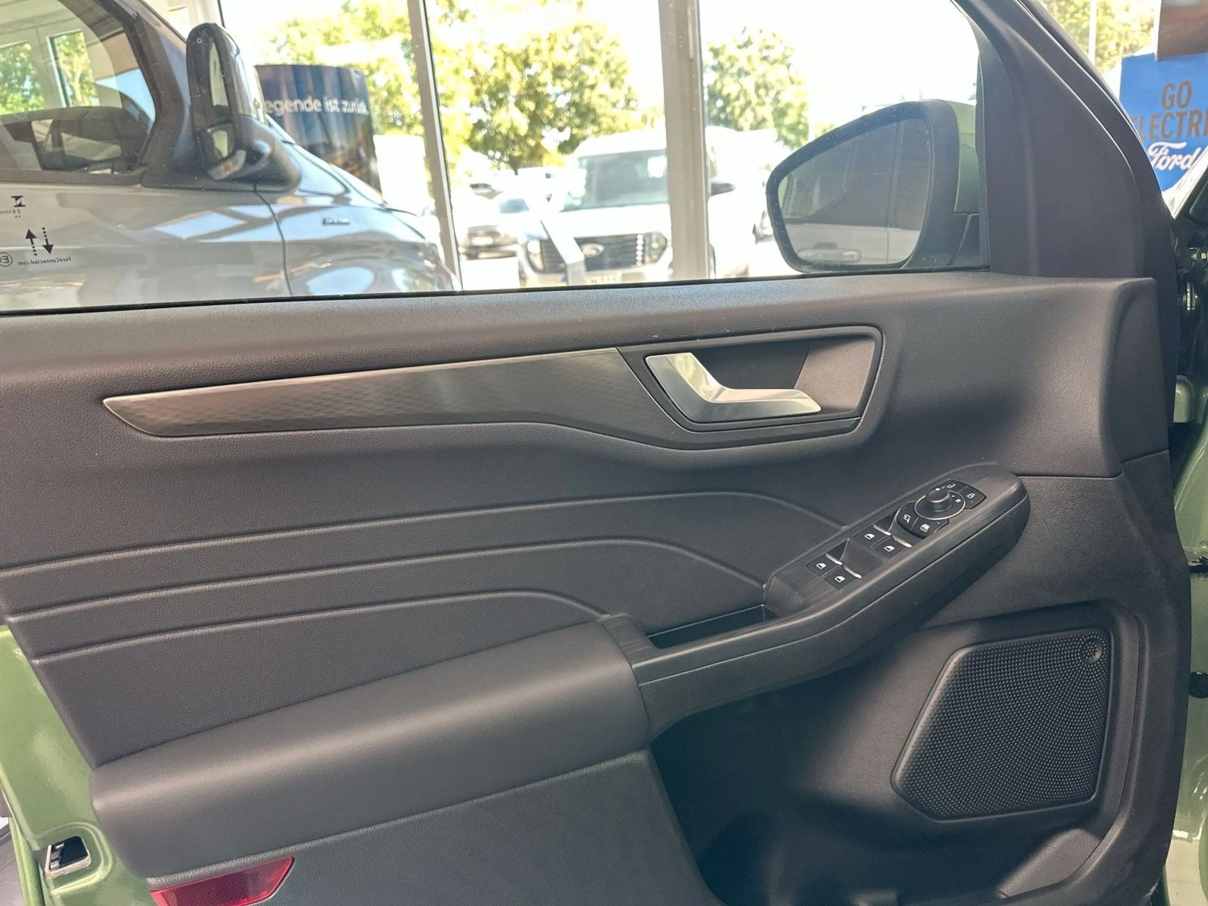 Ford Kuga Hybrid Tageszulassung|Assistenz- & Winter-P — photo 11