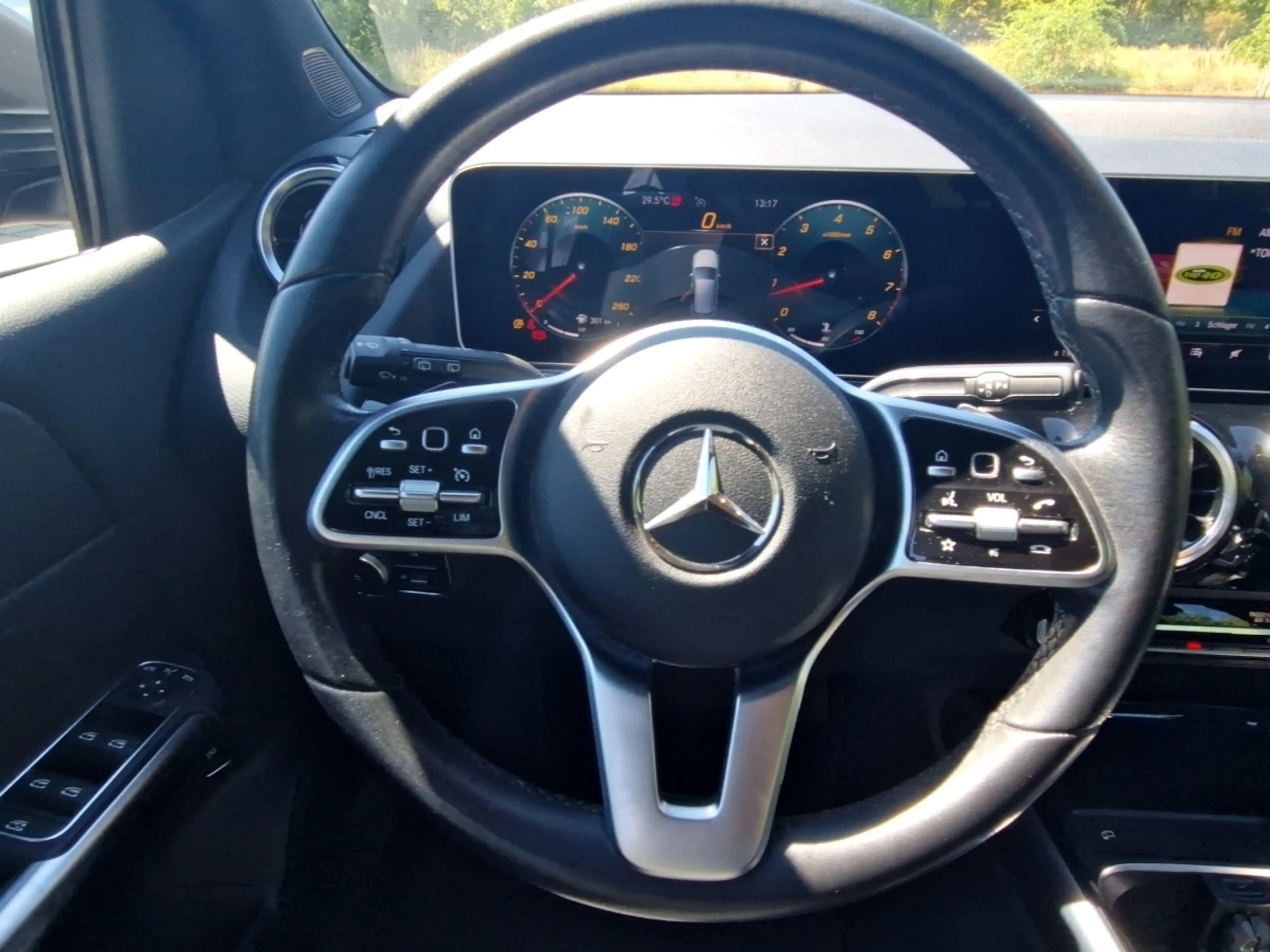 Mercedes-Benz B 220 Progressive 4Matic (190PS) Allrad/AHK — photo 9